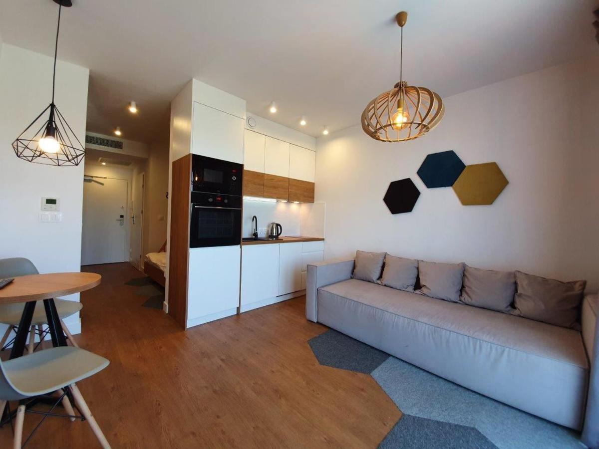 Prywatne Apartamenty W Hotelu - 365Pam Sarbinowo Exterior photo